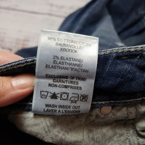 Silver Jeans Aiko Mid Boot Cut Distressed with embroidery and studs. - Picture 10 of 16